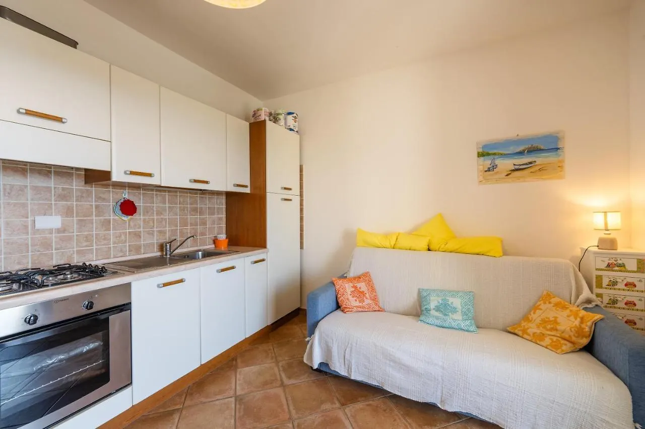 אולביה Casa Vacanze Ananas 0*,